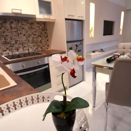 Stefanos Resort *